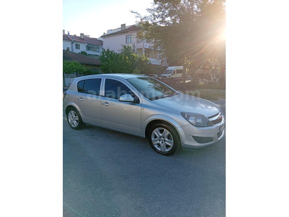 Sahibinden Opel Astra 1.6 Essentia 2012 Model