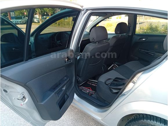Sahibinden Opel Astra 1.6 Essentia 2012 Model