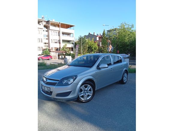 Sahibinden Opel Astra 1.6 Essentia 2012 Model