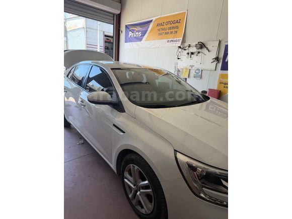 Sahibinden Renault Megane 1.6 Joy 2018 Model 