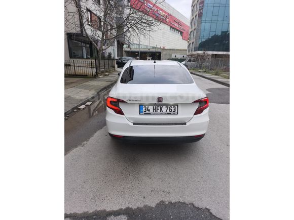 Sahibind Fiat Egea 1.4 Fire Easy Plus 2023 Model