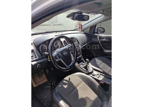 Sahibinden Opel Astra 1.3 CDTI ecoFLEX Cosmo 2011 Model 