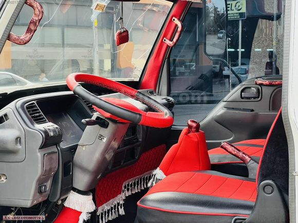 YILDIZ OTOMOTİVDEN 2OO4 MODEL HATASIZ BOYASIZ DESTE BAŞI ARAÇ