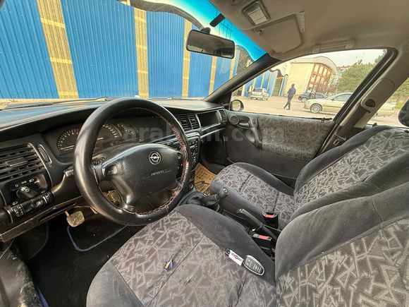 ÇAYLI OĞLUAUTO DAN  Opel Vectra 2.0 1996 Model Afyonkarahisar