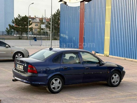 ÇAYLI OĞLUAUTO DAN  Opel Vectra 2.0 1996 Model Afyonkarahisar