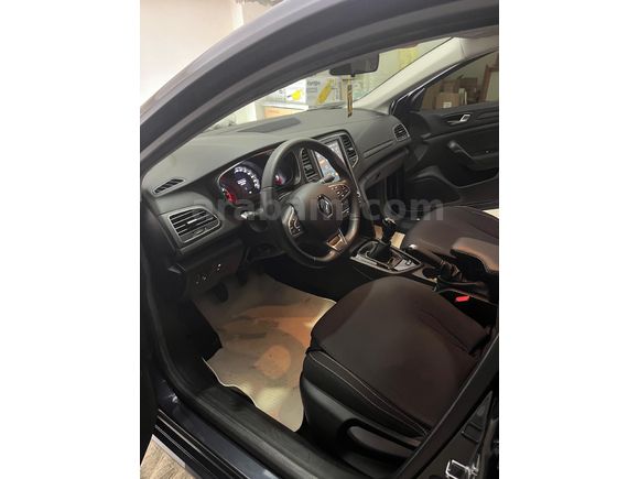  Sıfır ayarında 32.250 km Megane 