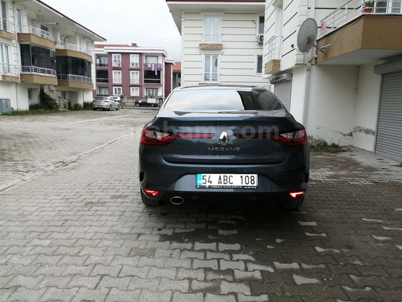  Sıfır ayarında 32.250 km Megane 