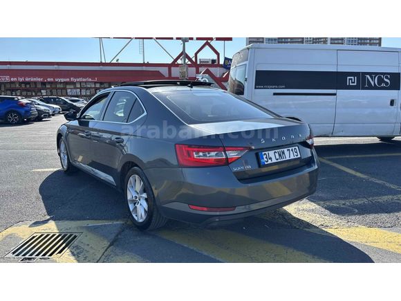 SKODA/SUPERB/ELITE/SUNROOF/OTOMATİK/SAHİBİNDEN