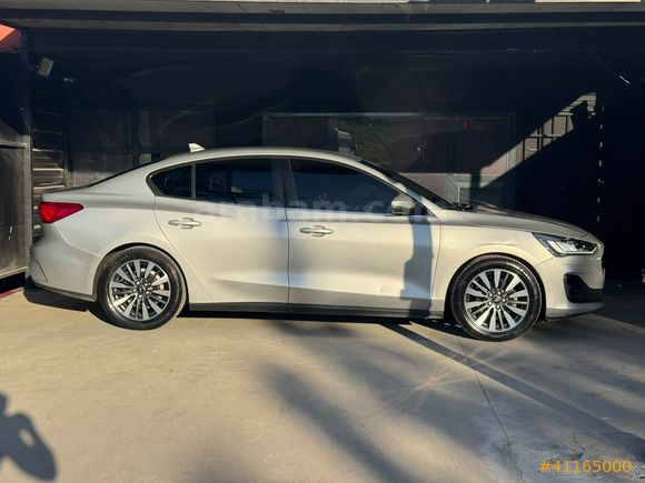 OTORET - FORD FOCUS + TİTANİUM + STLİNEPERFONMANCE + 1.5 Tİ-VCT