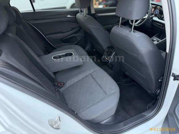 Acill.. Golf 8 1.0 eTSi 110Hp DSG