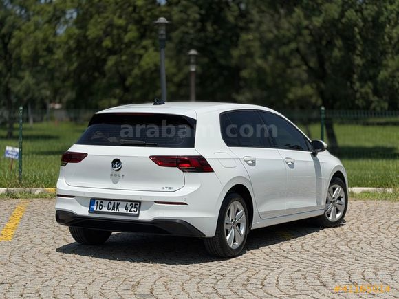 Golf 8 1.0 eTSi 110Hp DSG