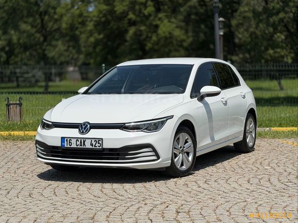 Golf 8 1.0 eTSi 110Hp DSG