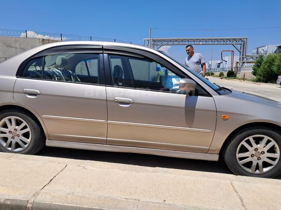 Sahibinden Honda Civic 1.6i VTEC ES 2003 Model