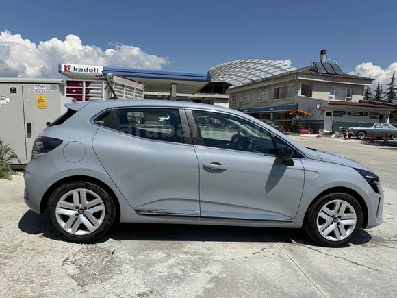 Sahibinden Renault Clio 1.0 TCe Evolution 2024 Model 