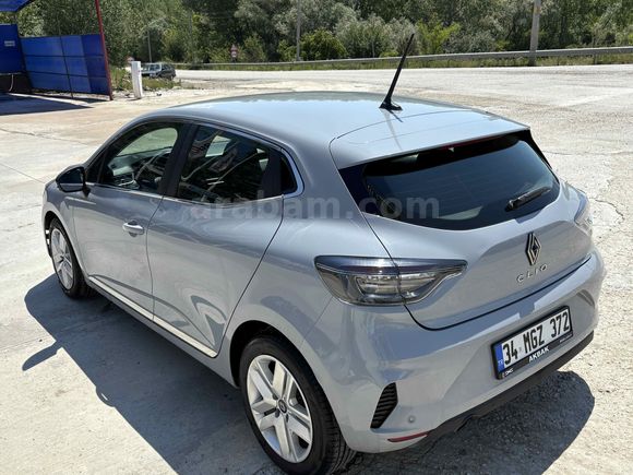 Sahibinden Renault Clio 1.0 TCe Evolution 2024 Model 