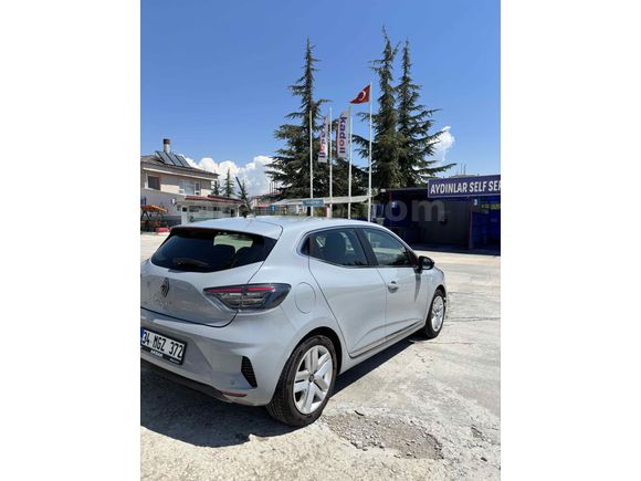 Sahibinden Renault Clio 1.0 TCe Evolution 2024 Model 