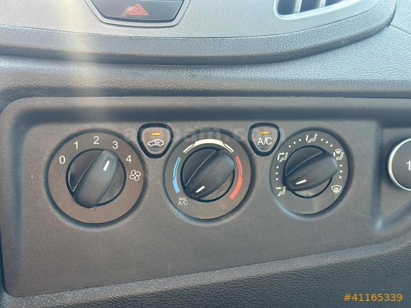 VARLI'DAN 2016 MODEL KLİMALI 350 ED FORD KAMYONET