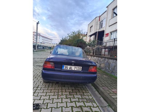 Sahibinden Ford Escort 1.6 Classic 2000 Model opsiyonlanmıştır hayırlı olsun