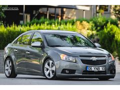 OTOMATİK SORUNSUZ AZ KM TEMİZ CRUZE
