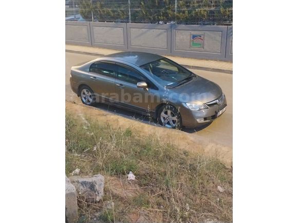 Sahibinden Honda Civic 1.6 Dream 2008 Model  276.000 km Şampanya