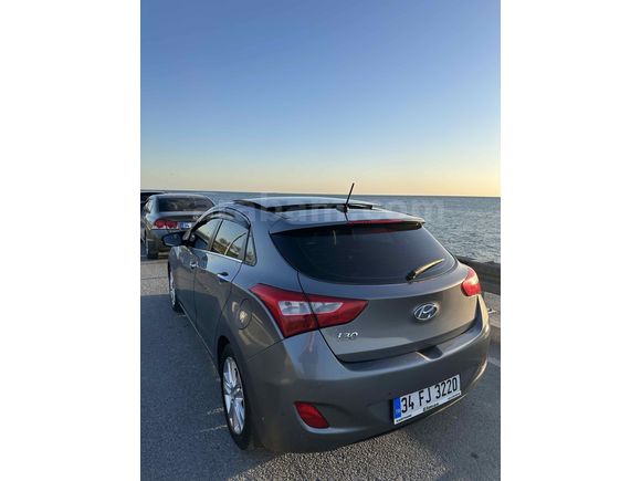 Sahibinden Hyundai i30 1.6 CRDi Elite 2013 Model 