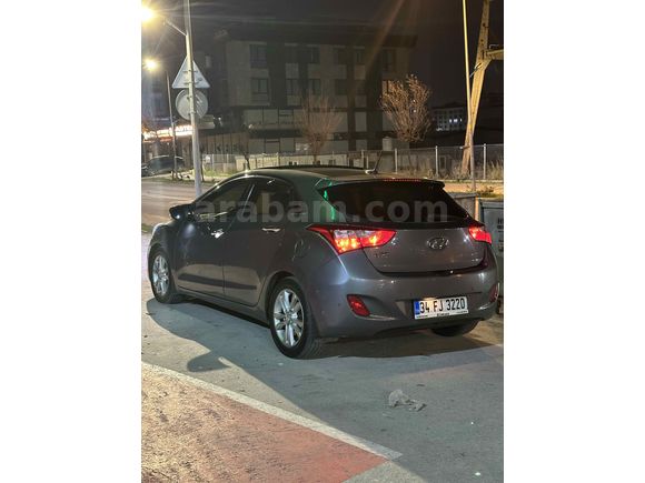 Sahibinden Hyundai i30 1.6 CRDi Elite 2013 Model 