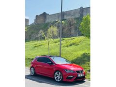 SEAT LEON ATEŞ KIRMIZISI