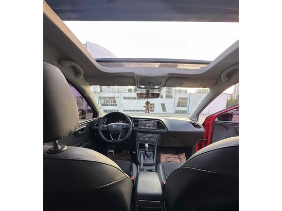 SEAT LEON ATEŞ KIRMIZISI