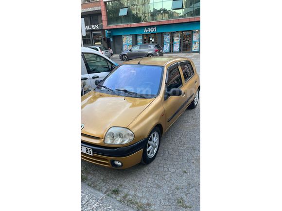 Sahibinden Renault Clio 1.6 RXT 2000 Model  290.000 km Altın