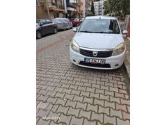 Sahibinden Dacia Sandero 1.2 Black Line 2012 Model  226.000 km Beyaz