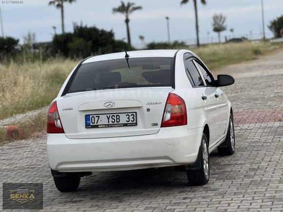 BAKIMLI TEMİZ HYUNDAİ ACCENT ERA