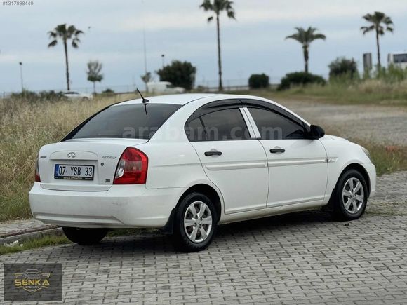 BAKIMLI TEMİZ HYUNDAİ ACCENT ERA
