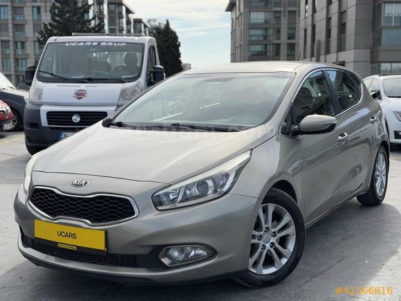 UCARS GRUP 2013 KIA CEED DİZEL OTOMATİK DEĞİŞENSİZ BAKIMLI