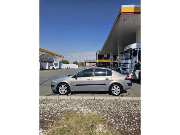 Sahibinden Renault Megane 1.6 Dynamique 2004 Model