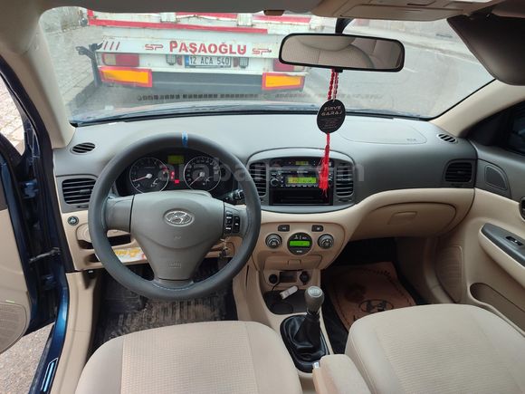 Sahibinden Hyundai Accent Era 1.4 Select 2008 Model  157.000 km Mavi