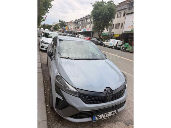 Galeriden Renault Clio 1.0 TCe Techno Esprit Alpine 2025 Model Ankara