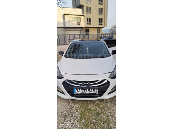 Sahibinden Hyundai i30 1.6 CRDi Elite 2013 Model  290.000 km Beyaz