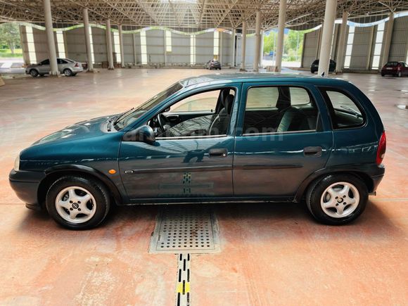 Galeriden Opel Corsa 1.4 GLS 1998 Model Kütahya