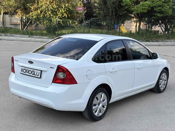 DEĞİŞENSİZ + HATASIZ + ÇİZİKSİZ + FORD FOCUS