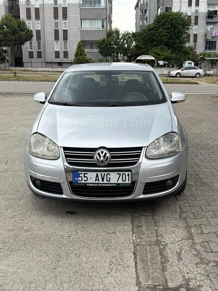 Galeriden Volkswagen Jetta 1.6 TDi Comfortline 2010 Model Samsun 186.000 km Gri