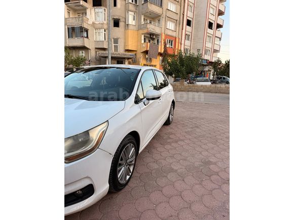 Düğün Sebebi İle ACİL SATILIK  Citroen C4 1.6 e-HDi Confort Plus 2012 Model 