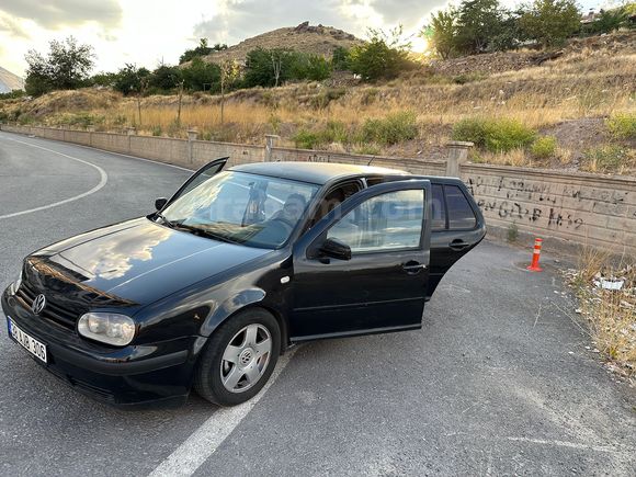 Sahibinden Volkswagen Golf 1.6 Comfortline 2000 Model 