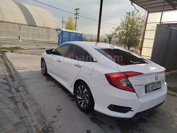 Sahibinden Honda Civic 1.6i VTEC Executive 2018 Model