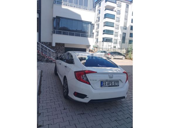 Sahibinden Honda Civic 1.6i VTEC Executive 2018 Model