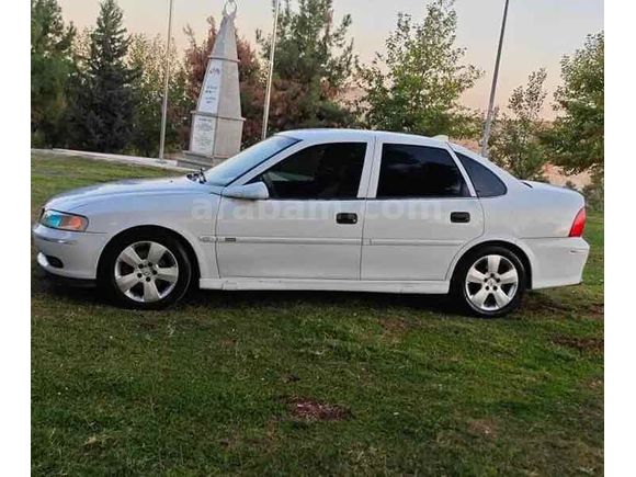Sahibinden Opel Vectra 1.6 Comfort 2001 Model 