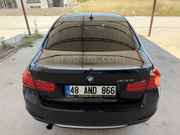 Galeriden BMW 3 Serisi 320i ED Modern Line 2015 Model Muğla
