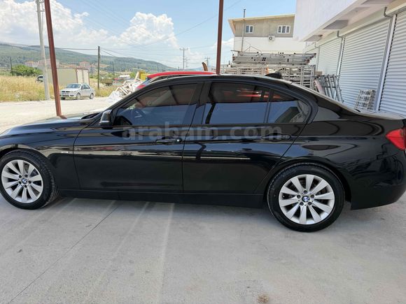 Galeriden BMW 3 Serisi 320i ED Modern Line 2015 Model Muğla