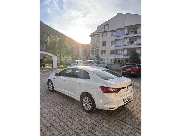 Sahibinden Renault Megane 1.5 dCi Touch 2017 Model 