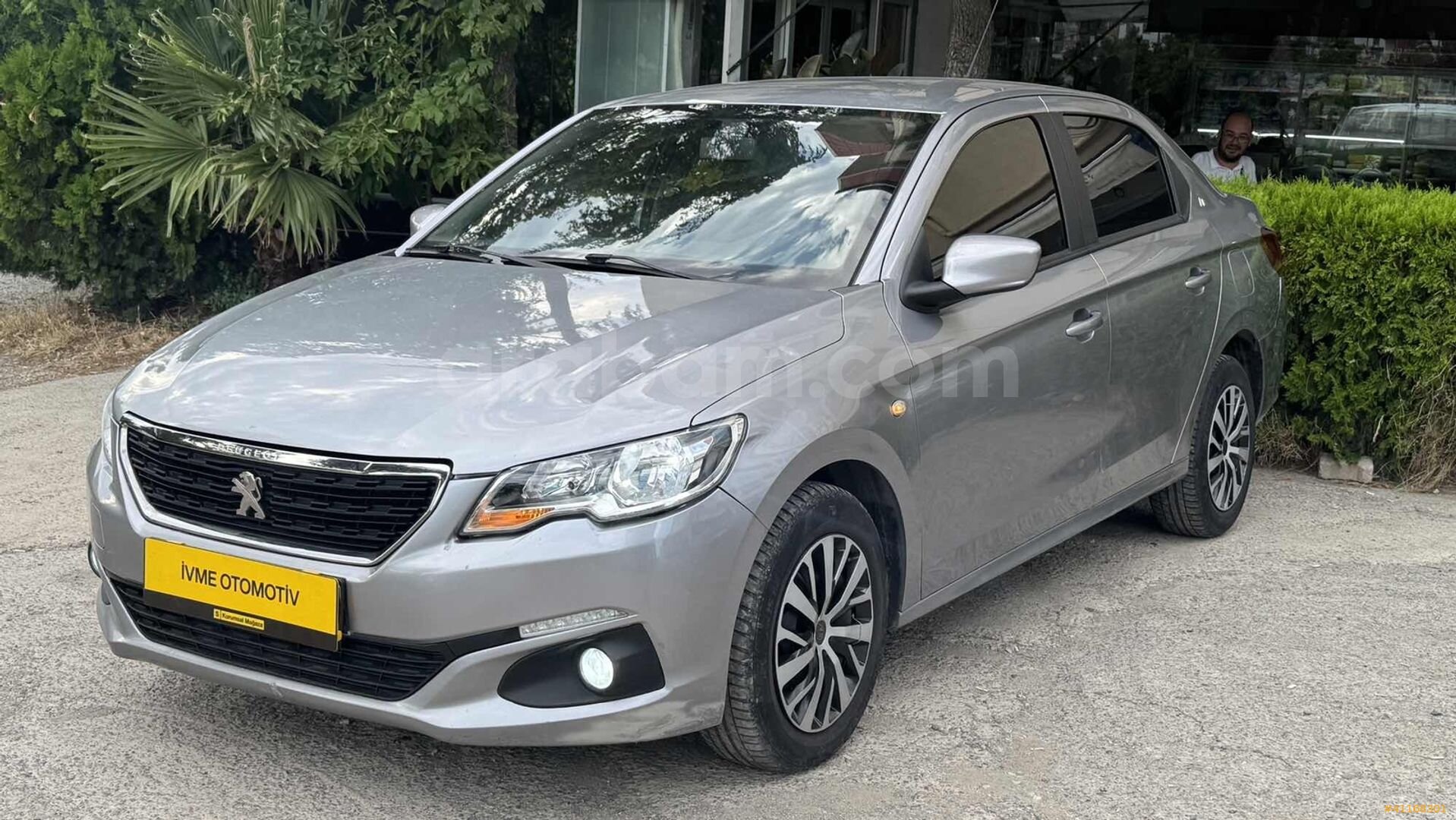 Galeriden Peugeot 301 1.5 BlueHDI Active 2019 Model İstanbul 149.000 km Gri 2
