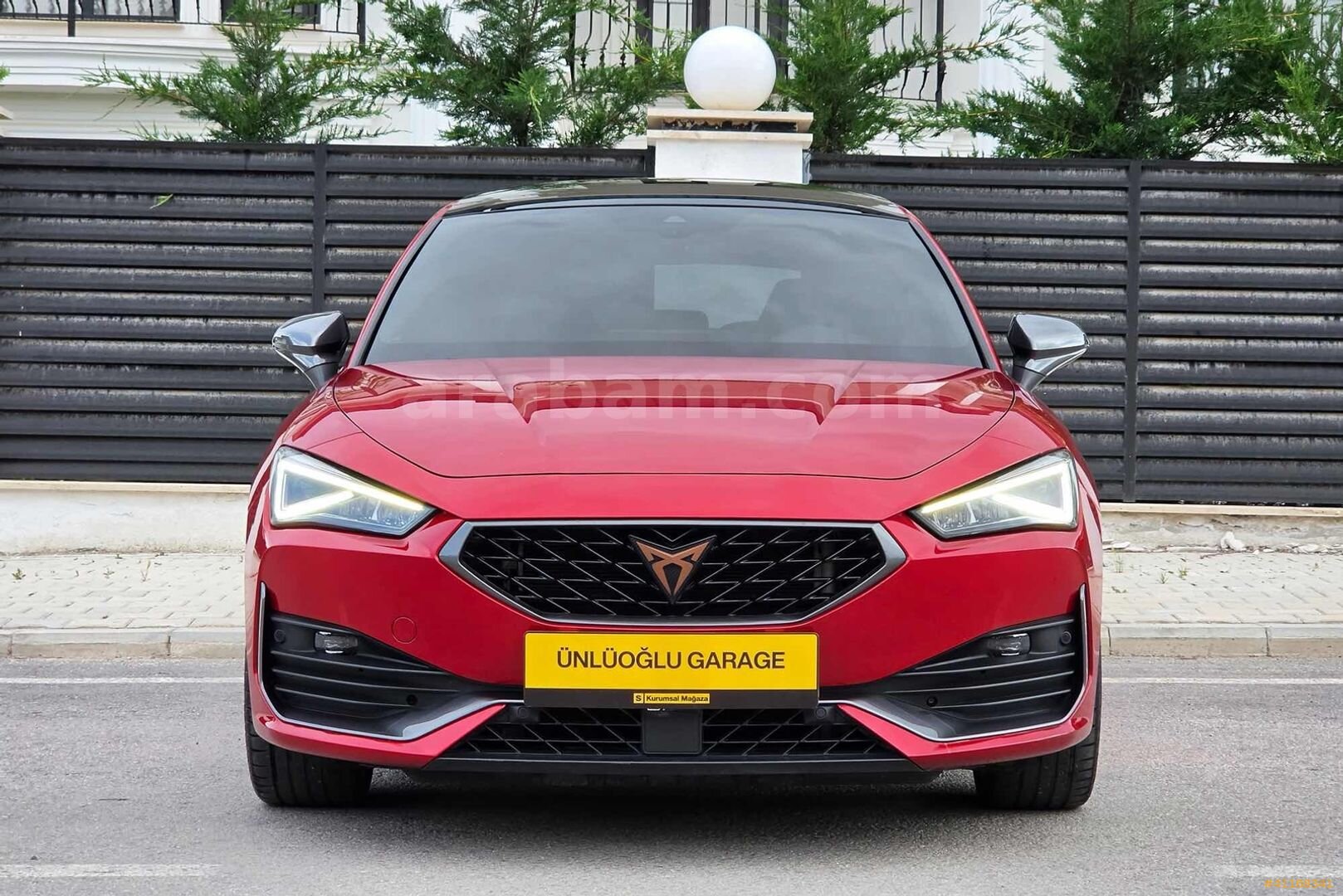 Galeriden Cupra Leon 1.5 eTSI Standart 2023 Model Konya 45.000 km Kırmızı 3